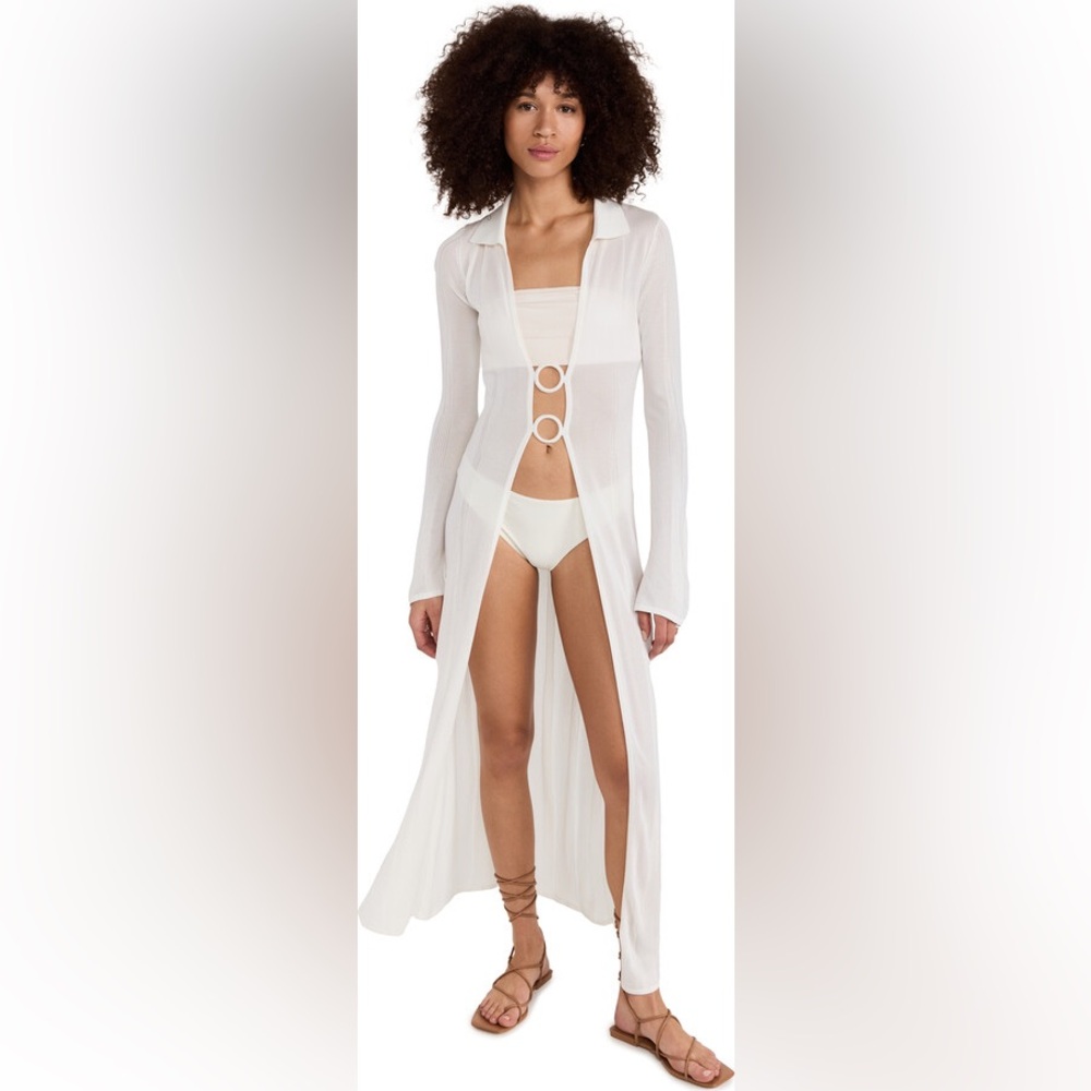 ISO Devon Windsor Lucia Robe in White
